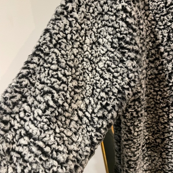 J. America wubby fleece quarter-zip pullover - Picture 4 of 6